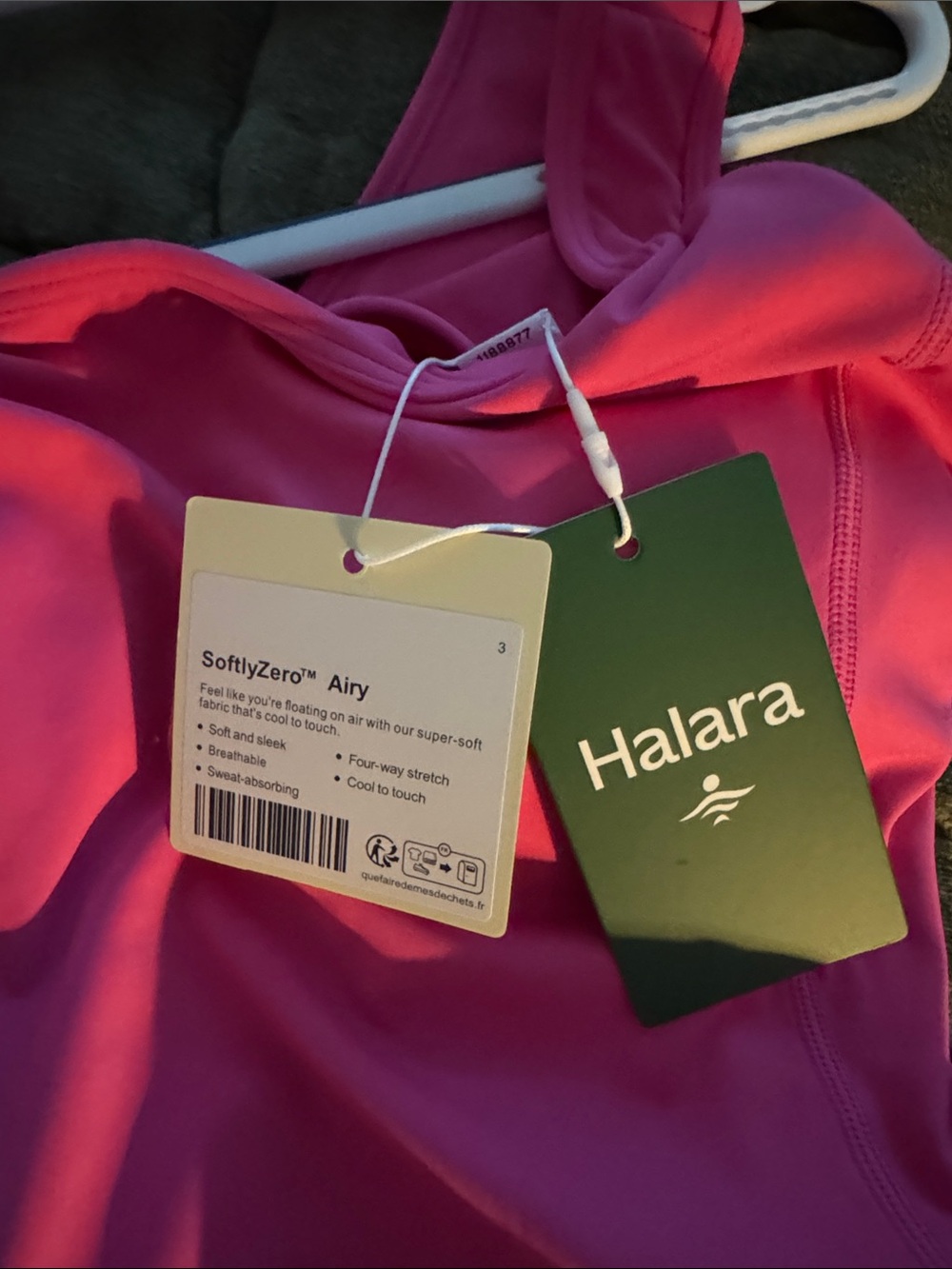 HALARA Pink Softly Zero Airy Dress NWT Medium - Picture 3 of 3
